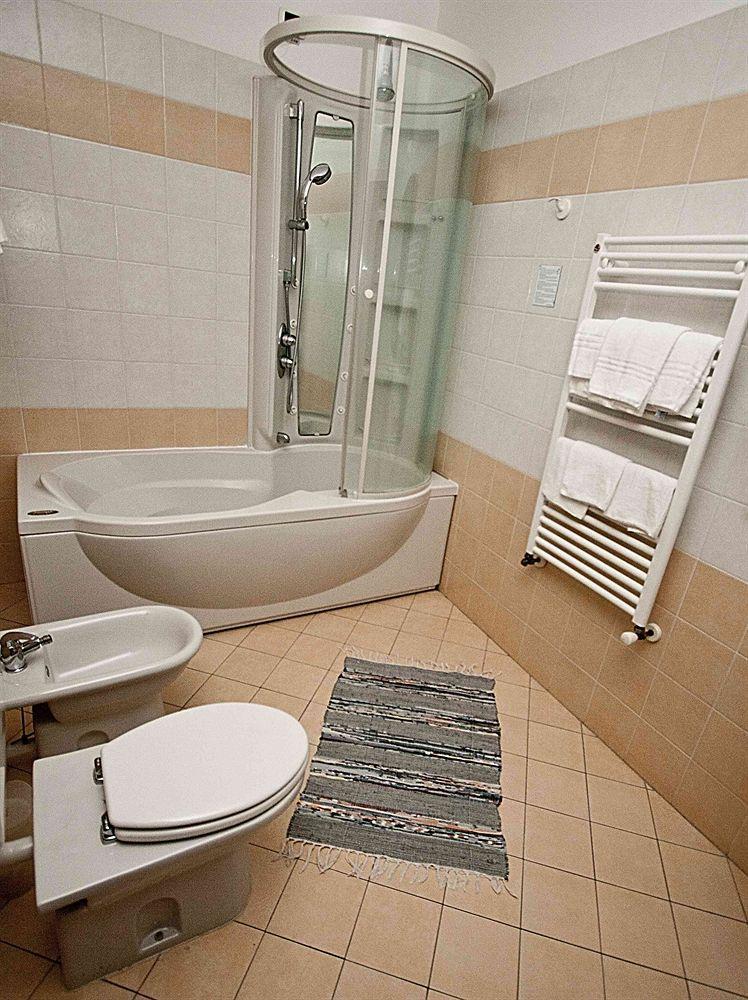 Hotel Aquadolce Verbania Eksteriør billede